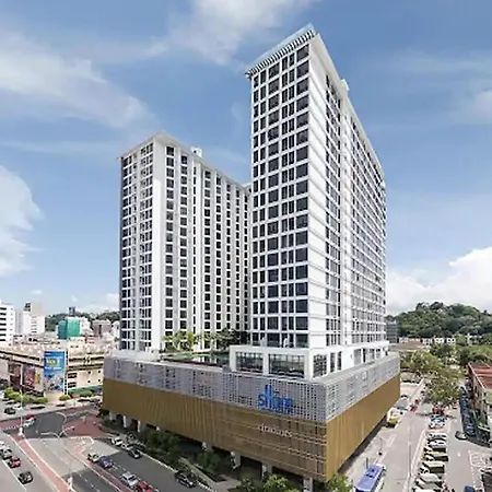 Yan Suites The Shore